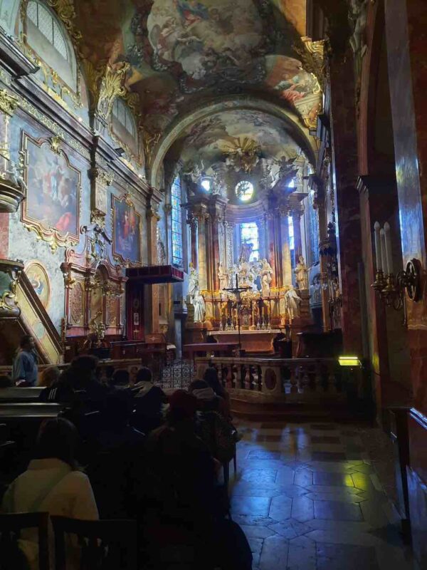 Súkromná škola umeleckého priemyslu